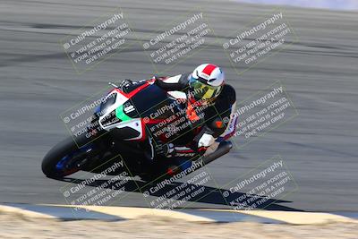 media/Mar-12-2022-SoCal Trackdays (Sat) [[152081554b]]/Bowl Set 2 (1025am)/